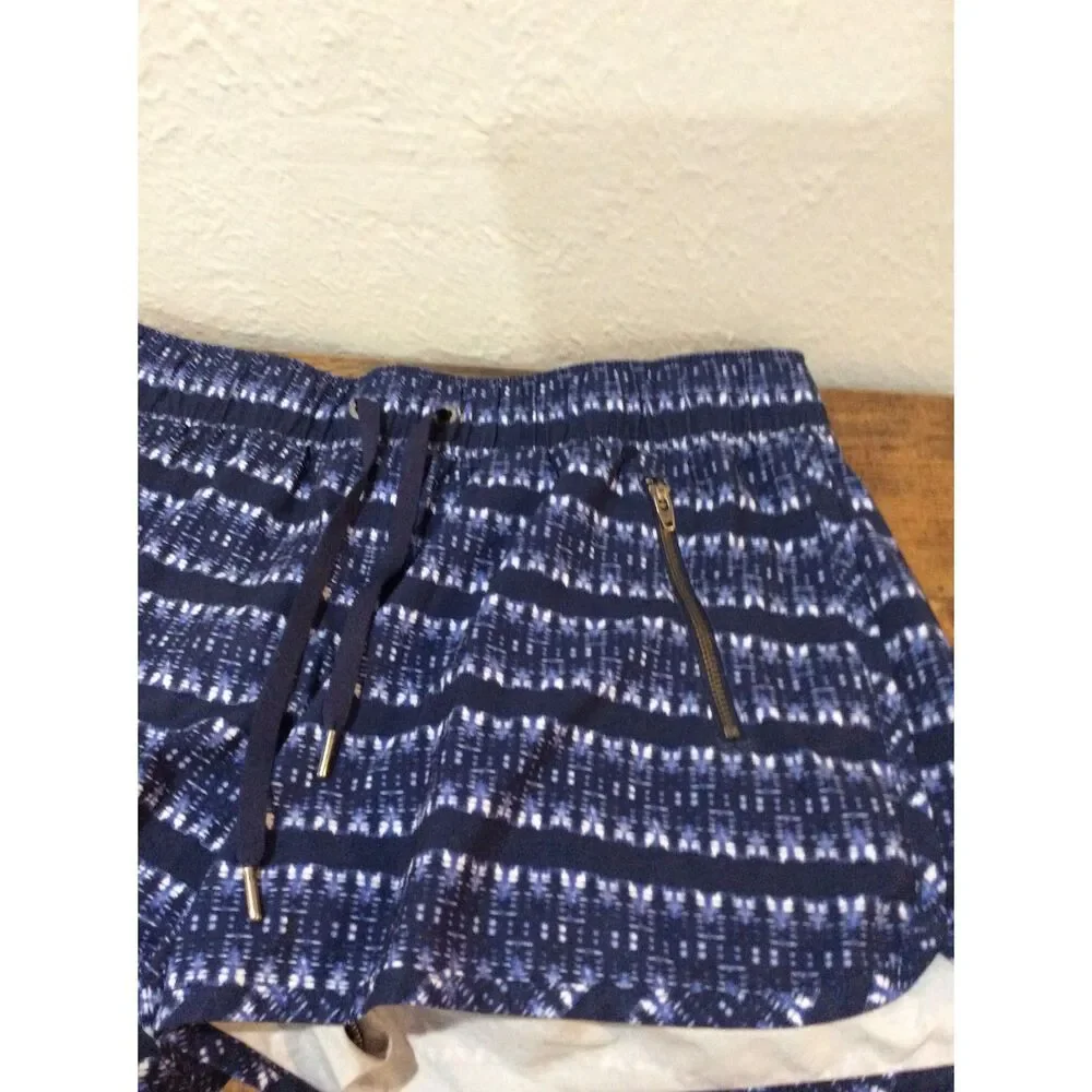 Athleta Ikat Sway Shorts- Medium-blue and white-print-VNC